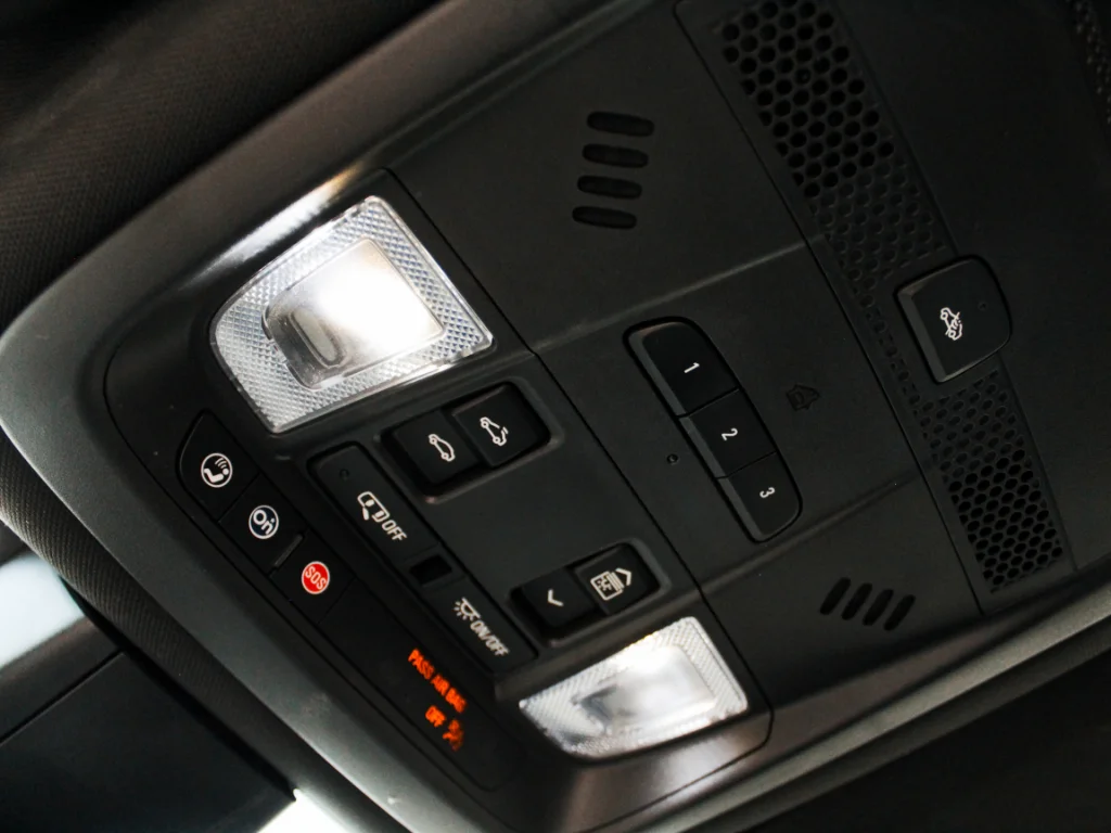 Used 2021  Cadillac Sport image 24