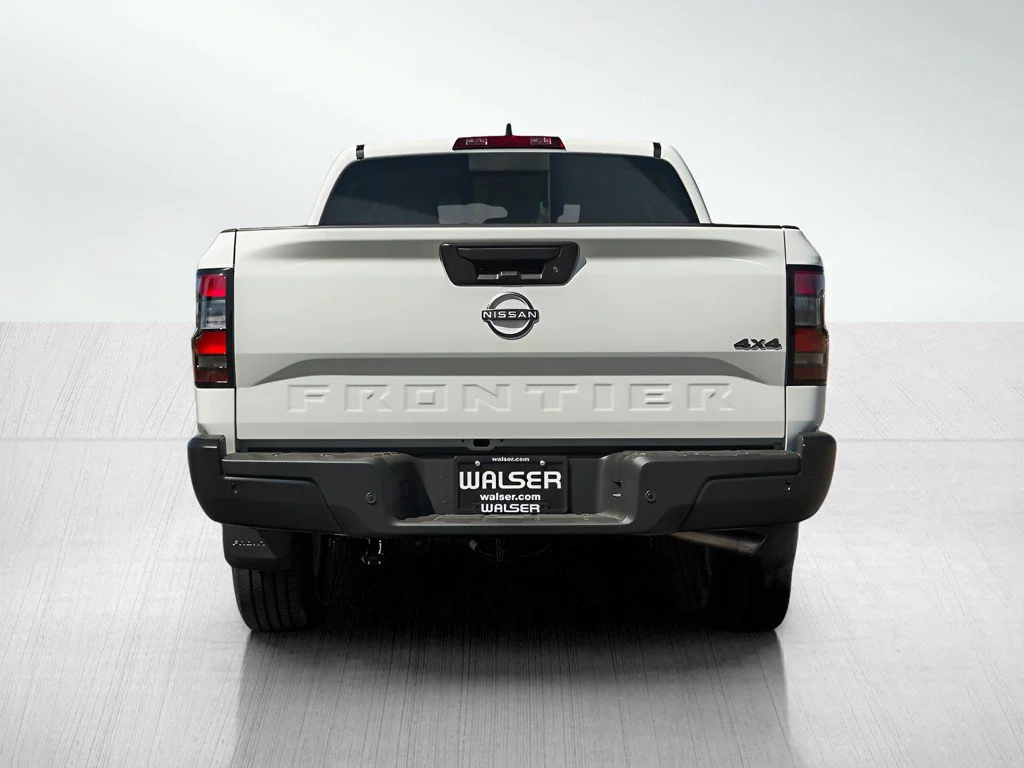 New 2026 Glacier White Nissan S image 5