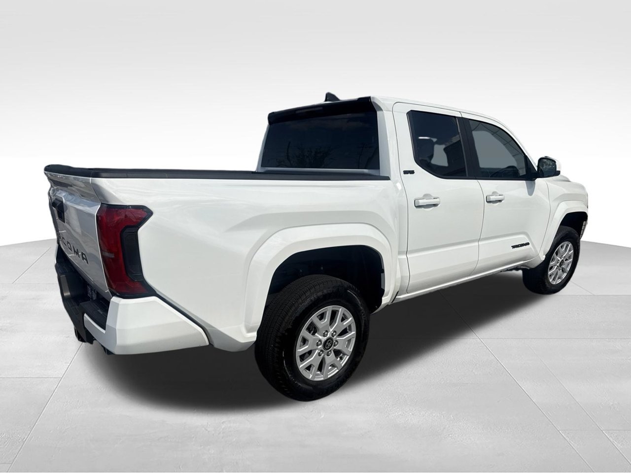 Certified Used 2025 White Toyota SR5 image 5