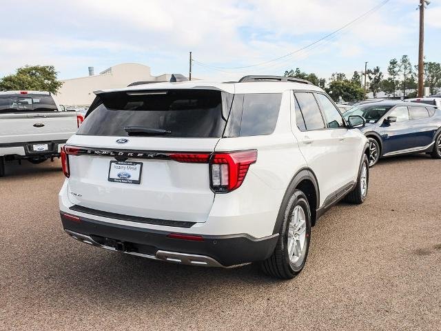 New 2026 Star White Metallic Tri-Coat Ford Active image 62