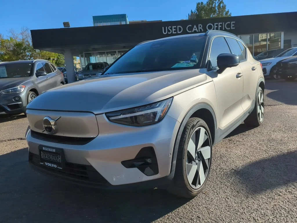 Certified Used 2024 Silver Volvo Twin Plus image 3