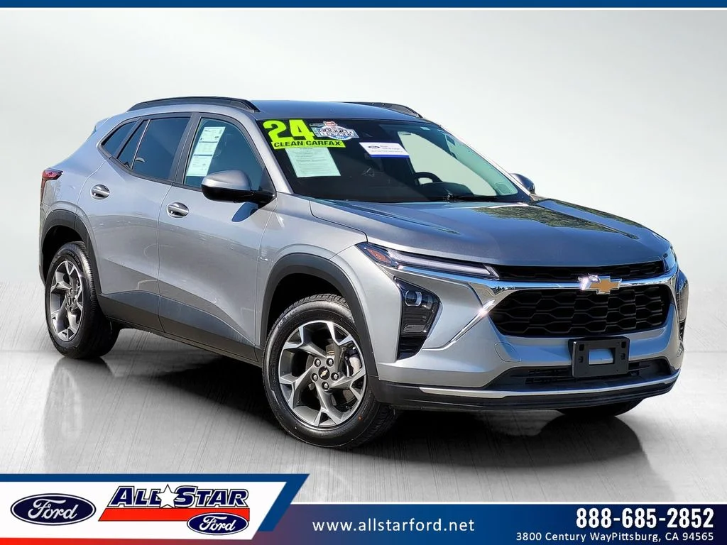 2024 Chevrolet Trax LT's photo
