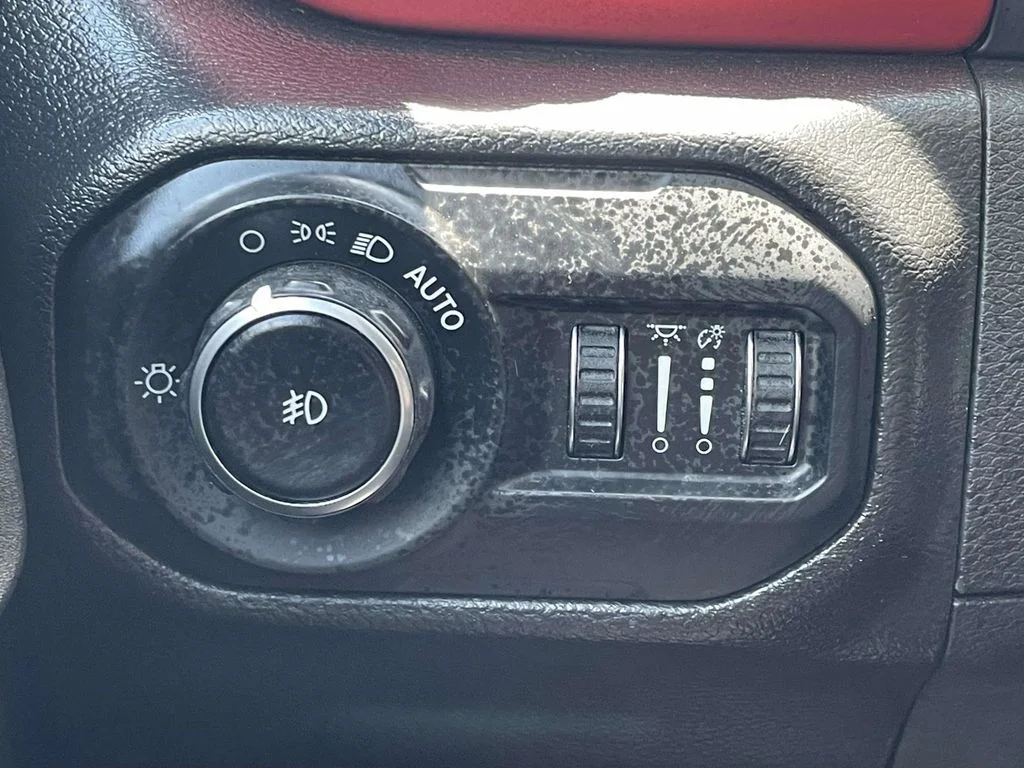 Used 2021 Blue Jeep Unlimited Rubicon image 28