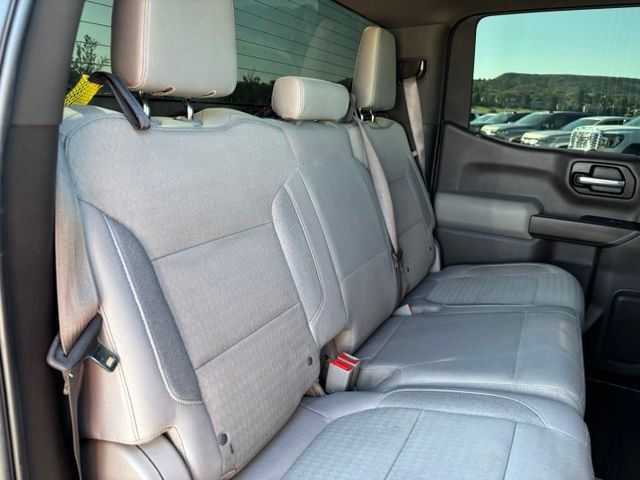Used 2019 SILVER ICE METALLIC Chevrolet LT image 22