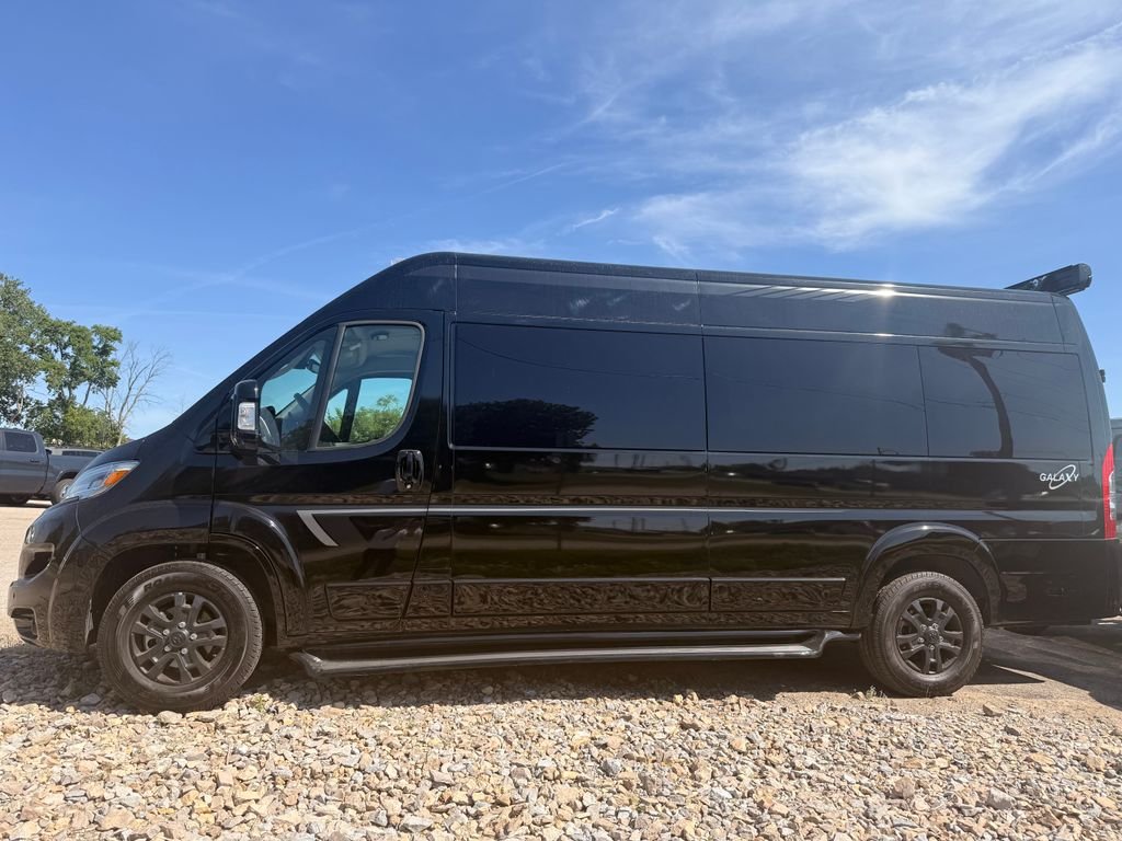 Used 2024 Black RAM High Roof image 1