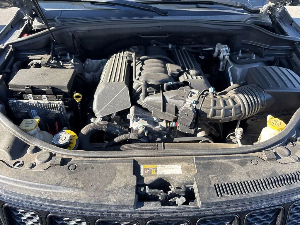 Used 2020 Sting-Grey Jeep SRT image 17