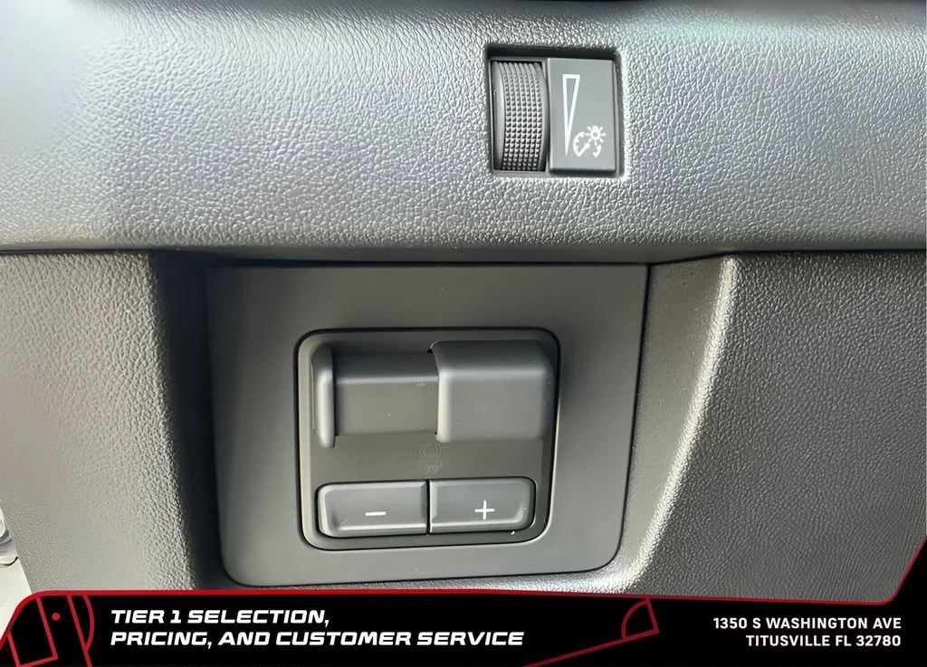 New 2026 Sterling Metallic GMC Elevation image 18