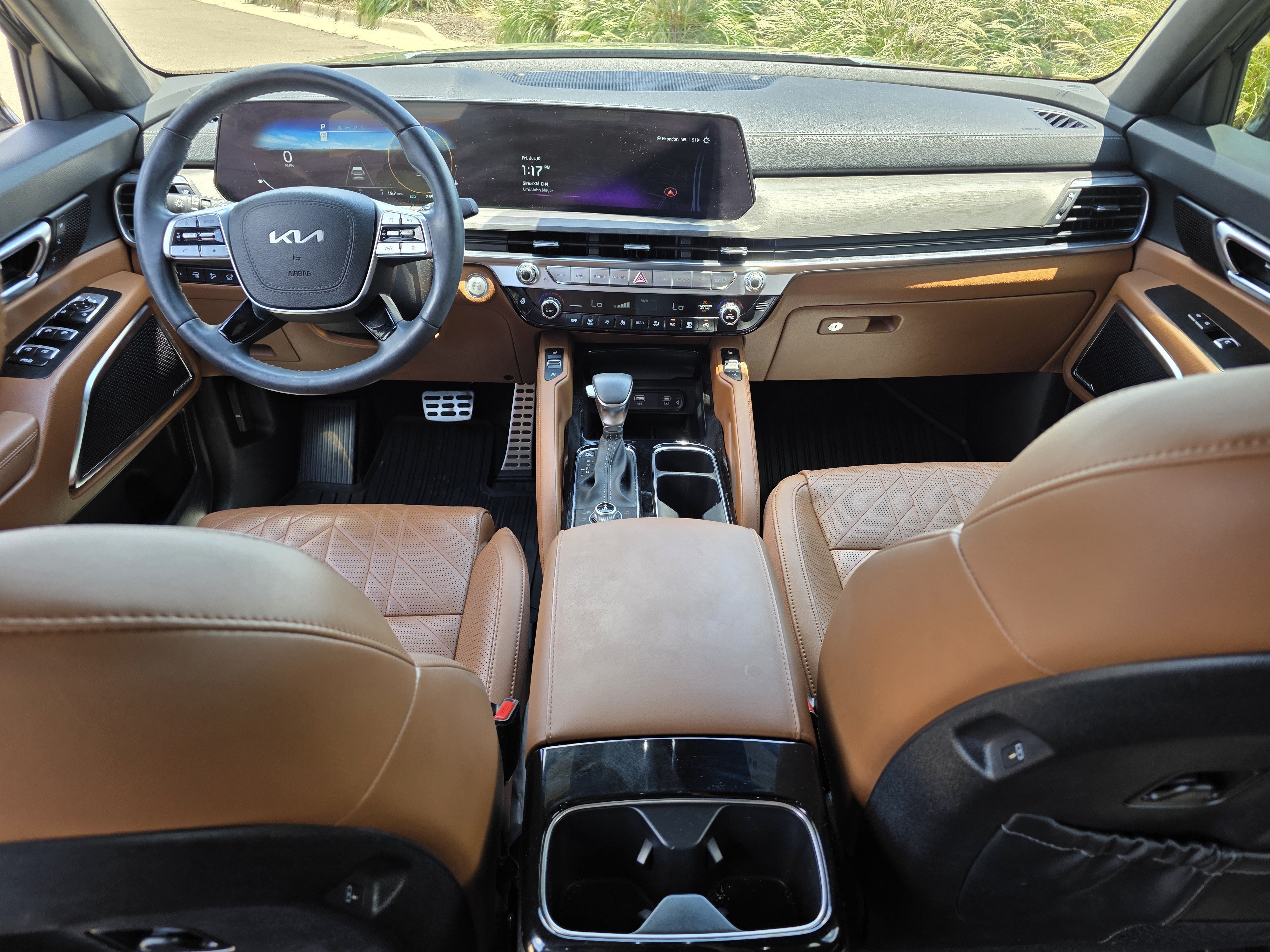 Certified Used 2024 Ebony Black Kia SX Prestige X-Pro image 8