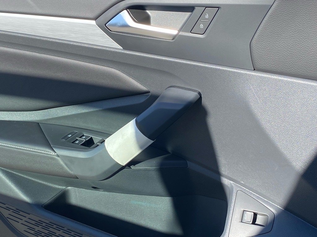 2026 Volkswagen Jetta Sport - Photo 10