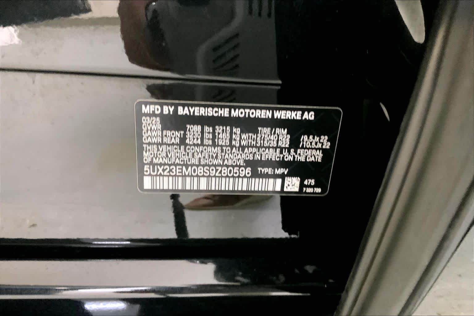 Used 2025 Black Sapphire Metallic BMW xDrive40i image 36