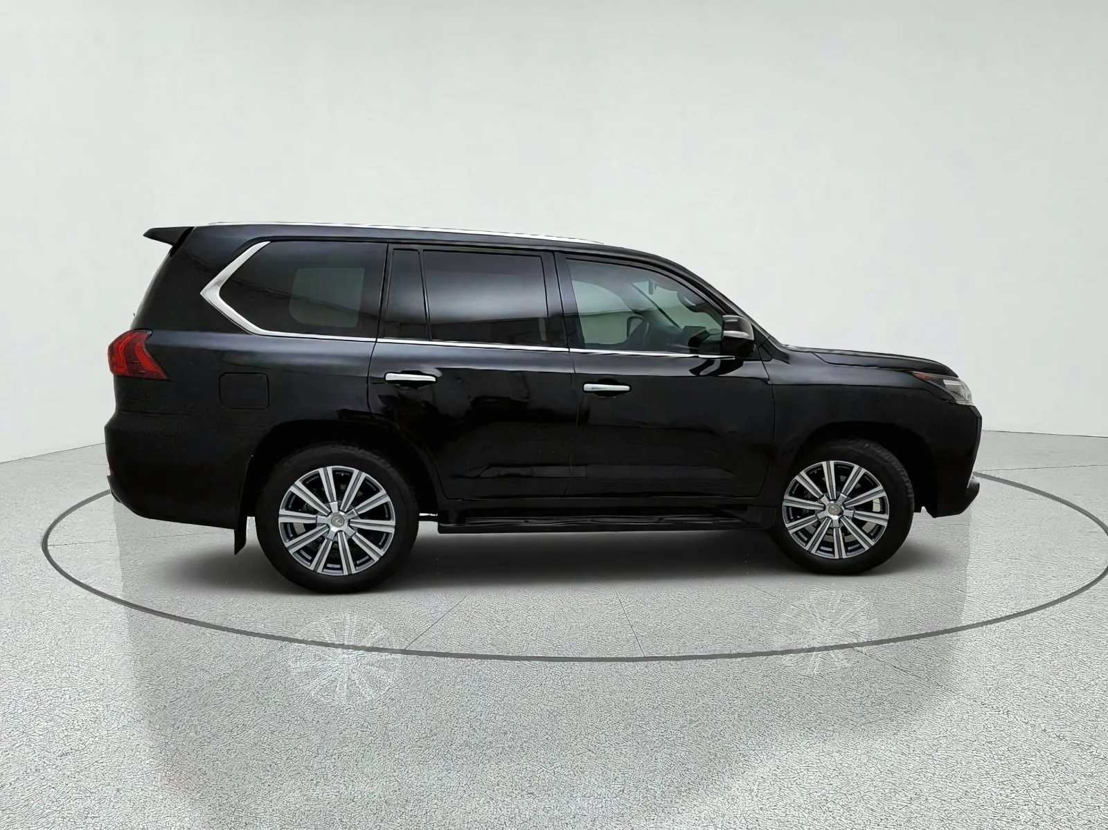 Used 2016 Black Onyx Lexus 5-DR SUV image 7