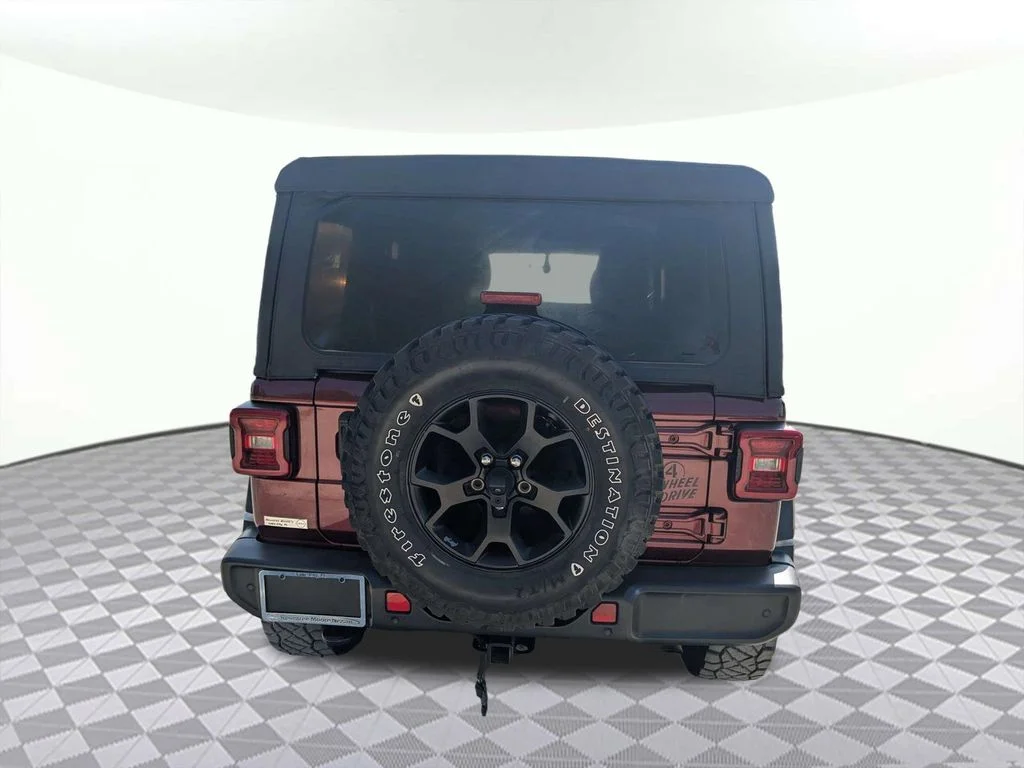 Used 2021  Jeep Unlimited Willys image 5