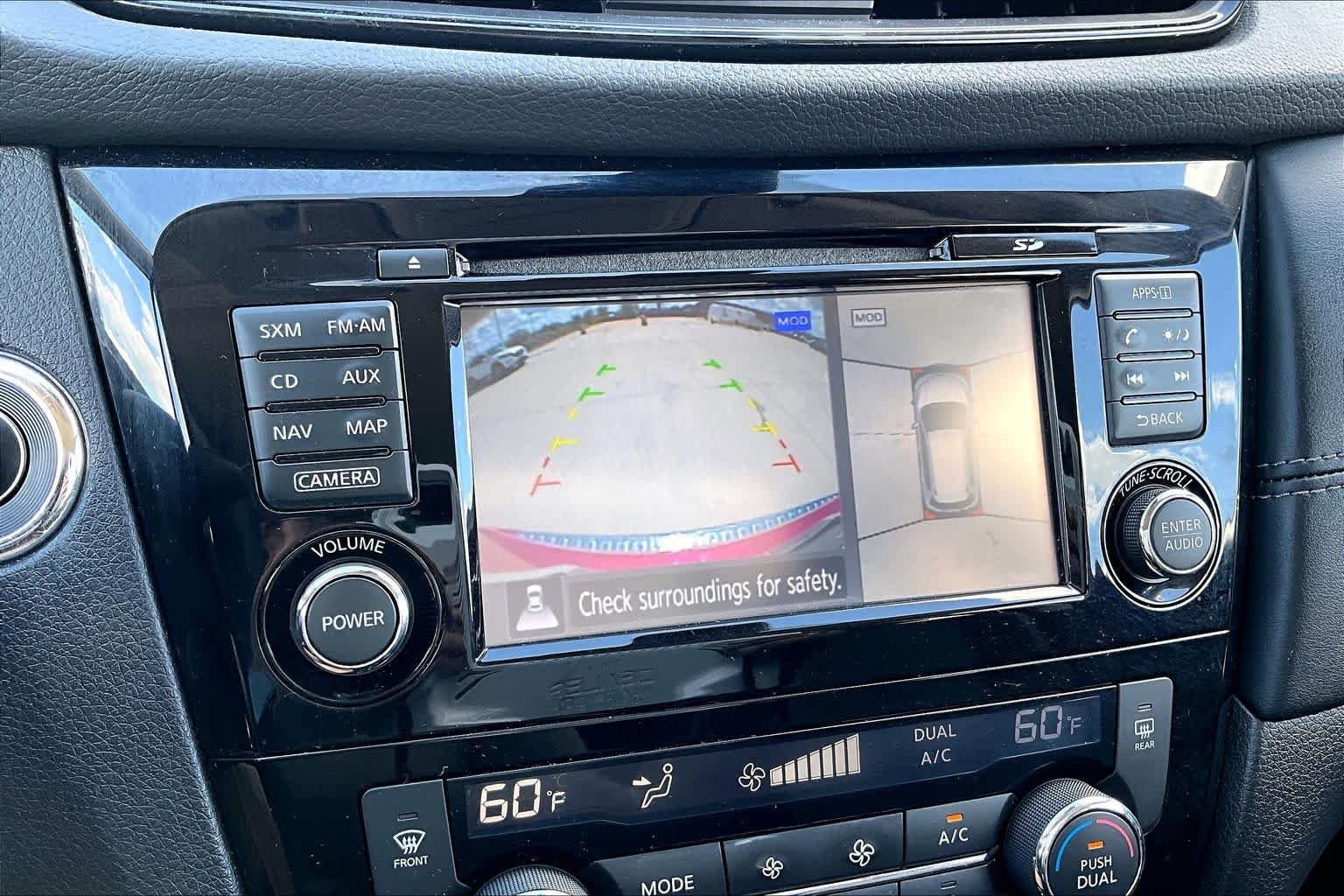 Used 2017 Palatial Ruby Nissan SL image 27