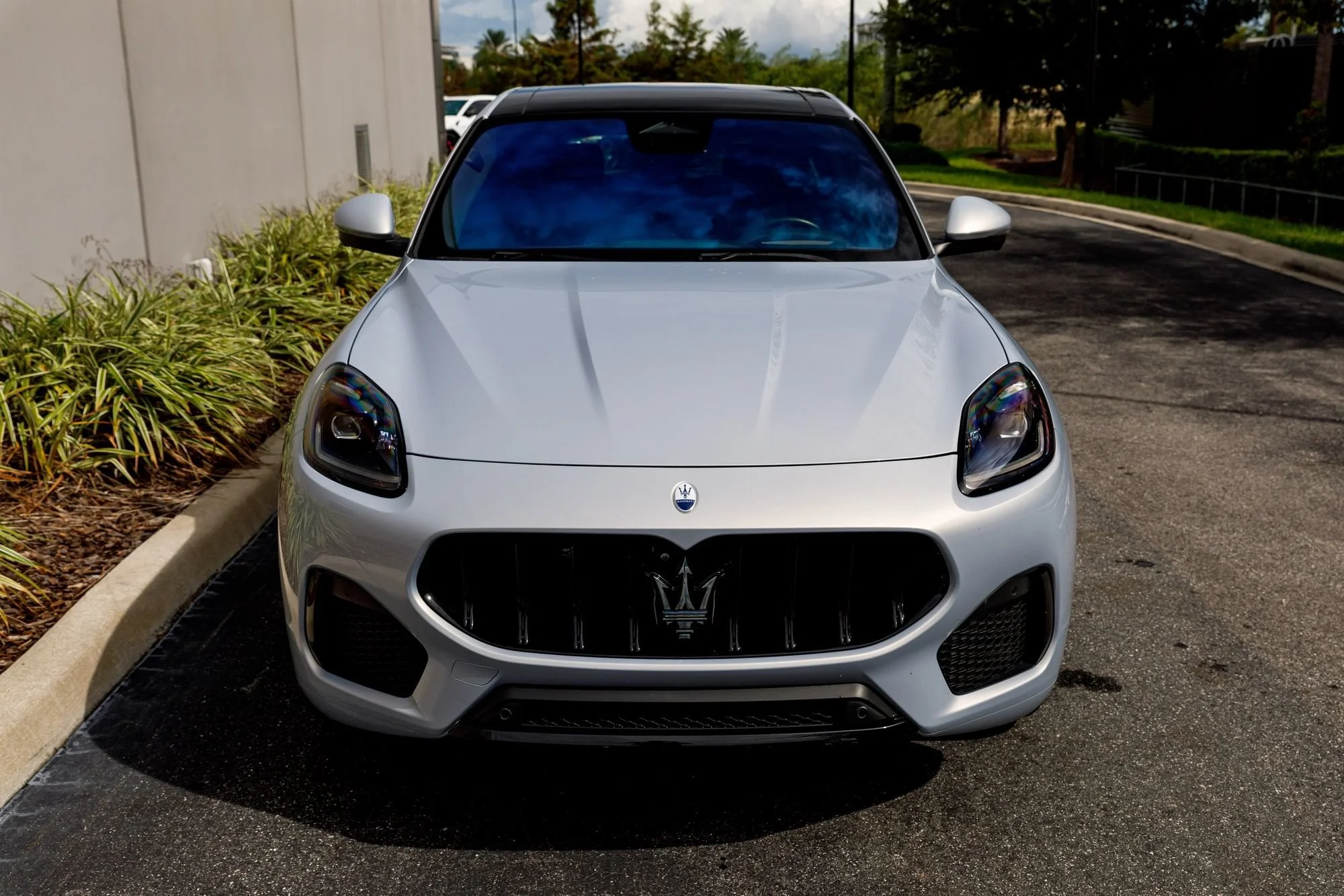 Used 2023 Bianco Astro Metallic Maserati Modena image 8