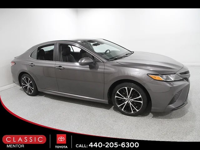 2019 Toyota Camry SE 4dr Sedan