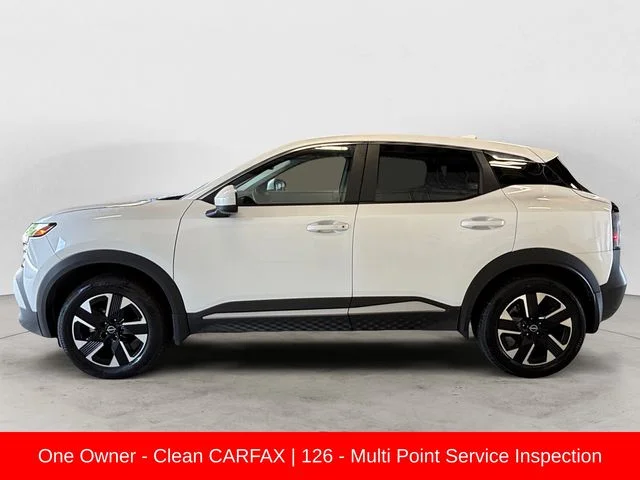 Used 2025 Aspen White Nissan SV image 2