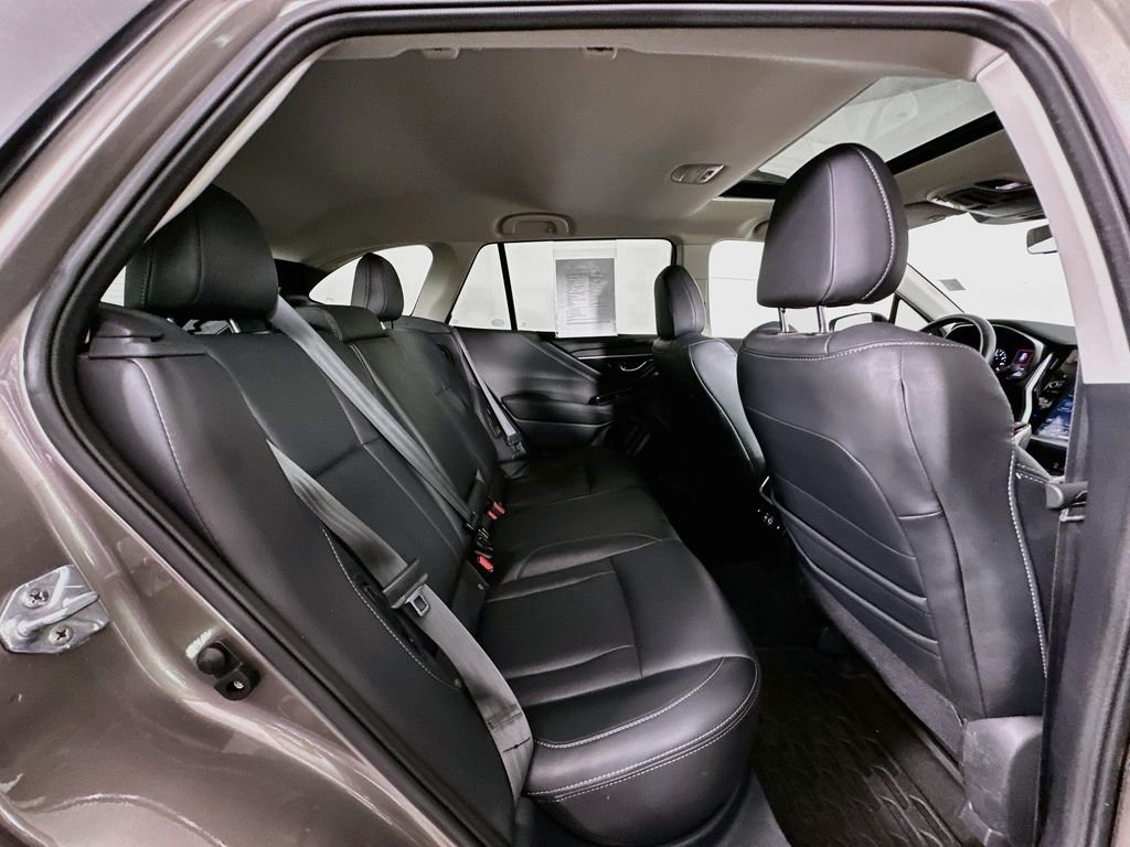 Used 2024 Brilliant Bronze Metallic Subaru Limited image 29