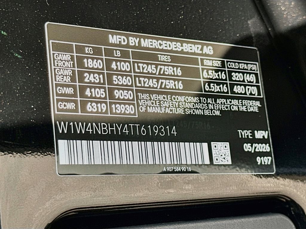 New 2026 Obsidian Black Metallic Mercedes-Benz Crew 144 WB image 29