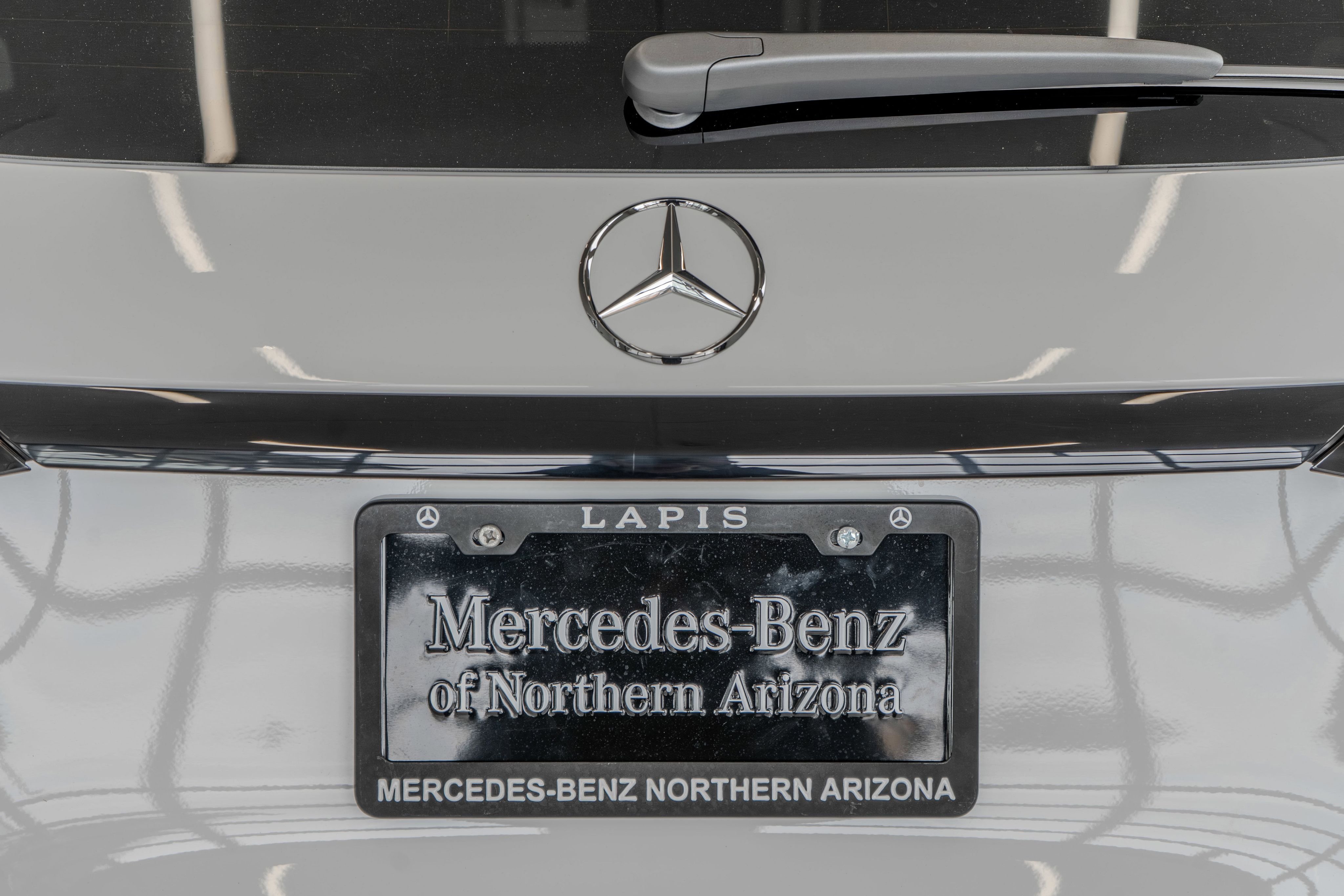 New 2026 Polar White Mercedes-Benz GLC 300 image 15