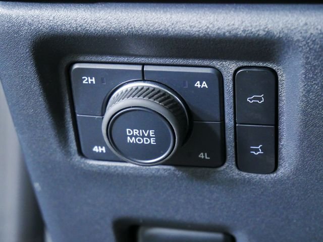 Certified Used 2025 Gray Ford Active image 26