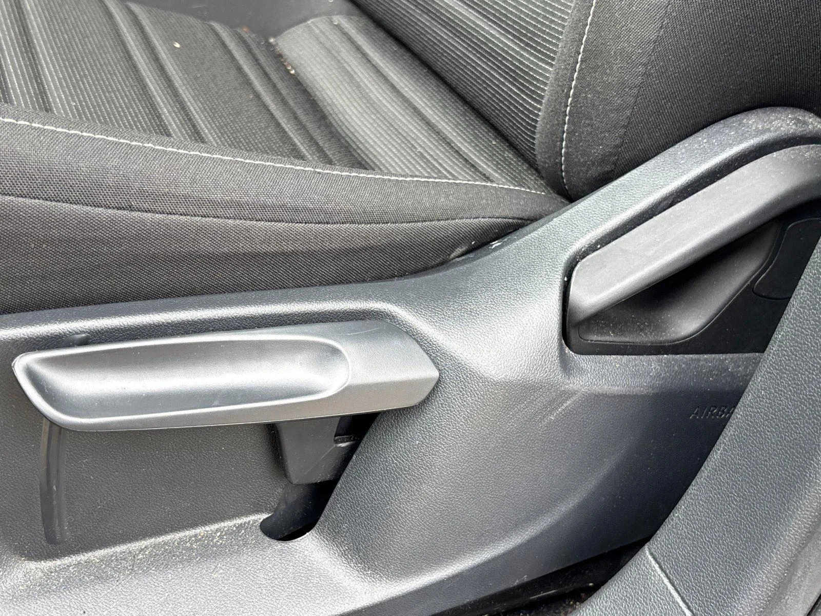 Used 2024 Platinum Gray Metallic Volkswagen S image 15