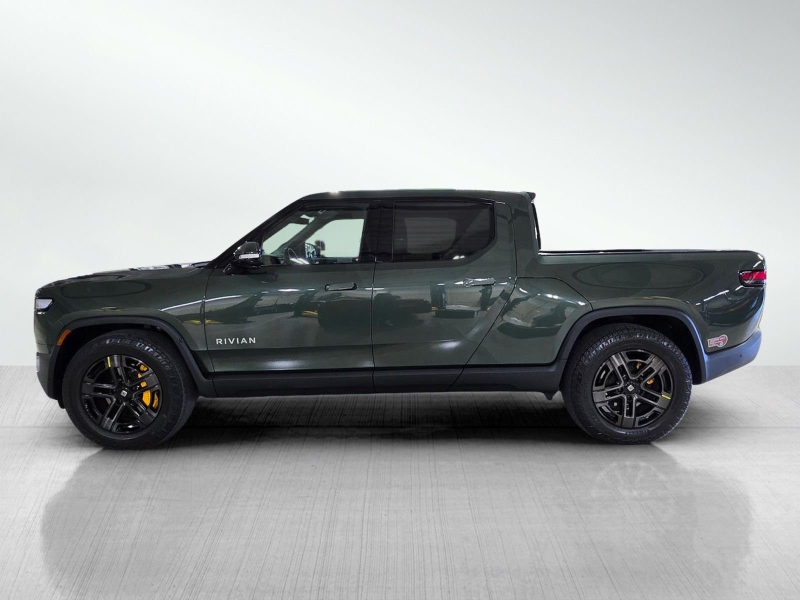 Used 2023 Forest Green Rivian Adventure image 4