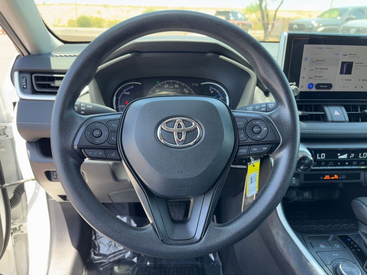 2025 Toyota RAV4 LE - Photo 18