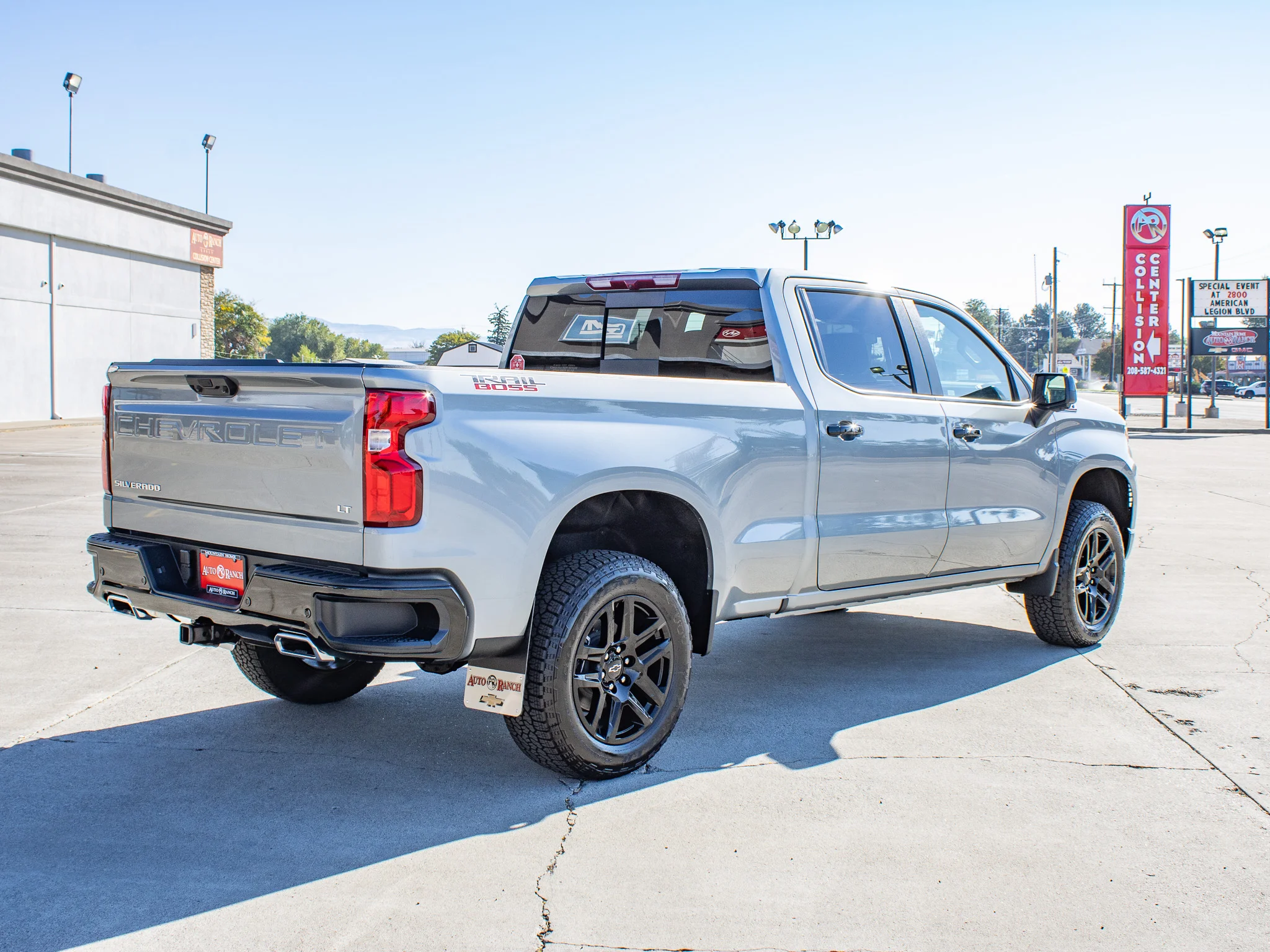 New 2026 STERLING GRAY METALLIC Chevrolet LT Trail Boss image 8