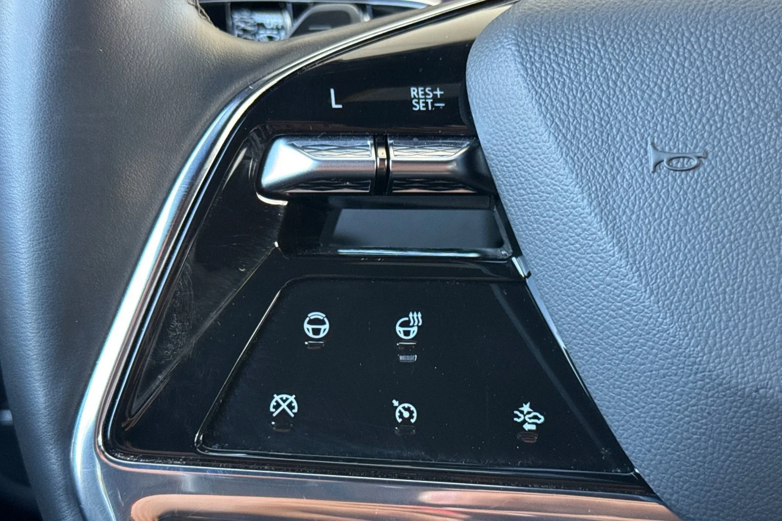 2025 Cadillac Escalade Sport - Photo 29