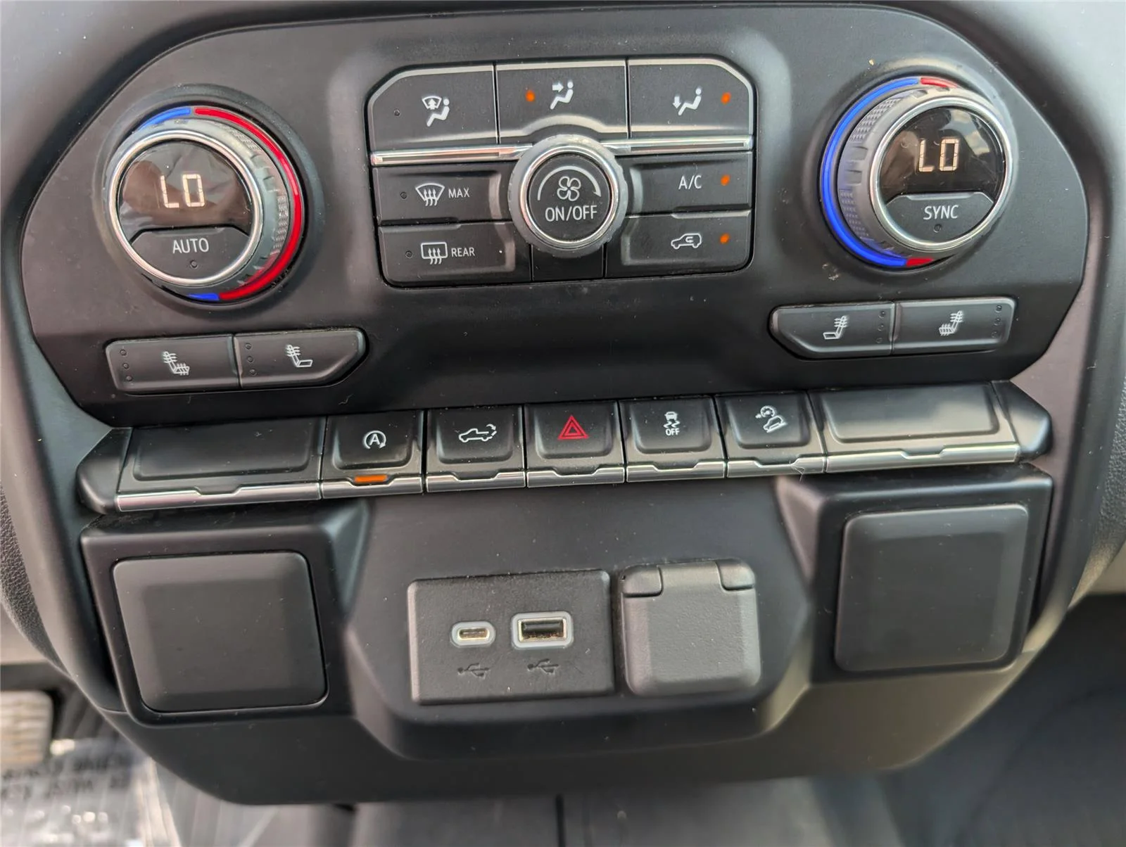Used 2022 Black Chevrolet LT image 29