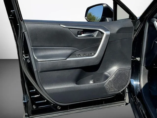Used 2023 Black Toyota XLE image 21