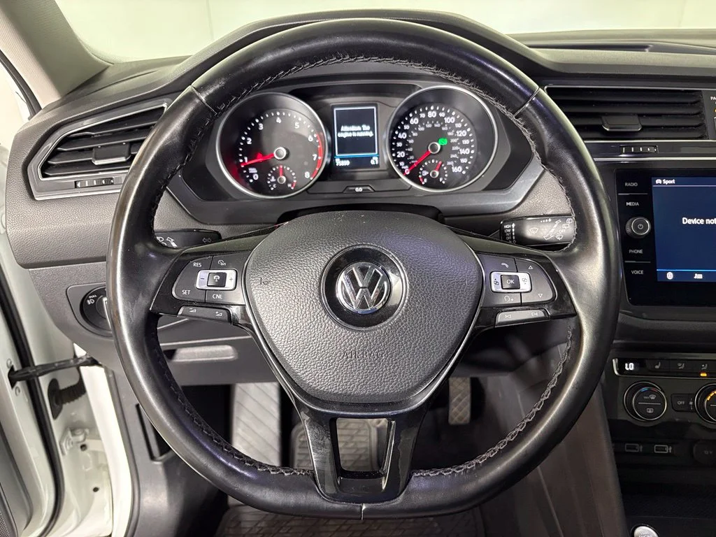 Used 2018  Volkswagen 2.0T SEL image 20