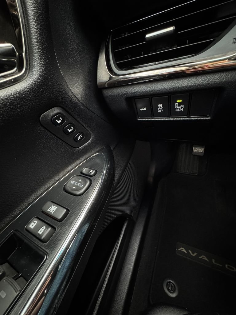 Used 2013 Attitude Black Metallic Toyota XLE Touring image 15