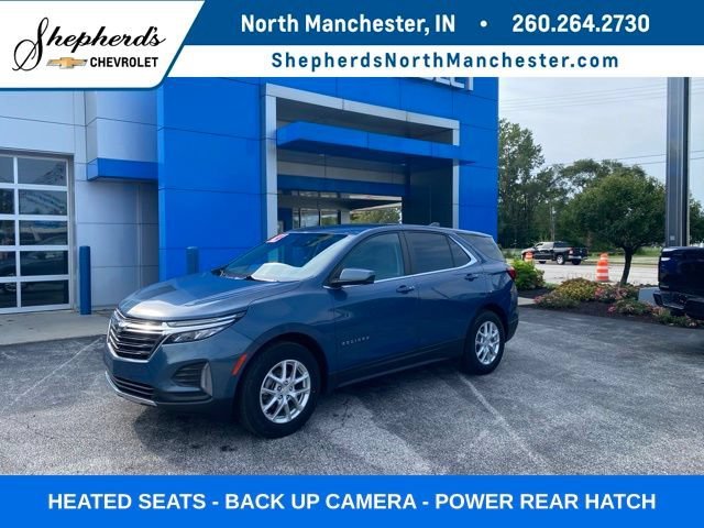 Used 2024 Lakeshore Blue Metallic Chevrolet LT image 1