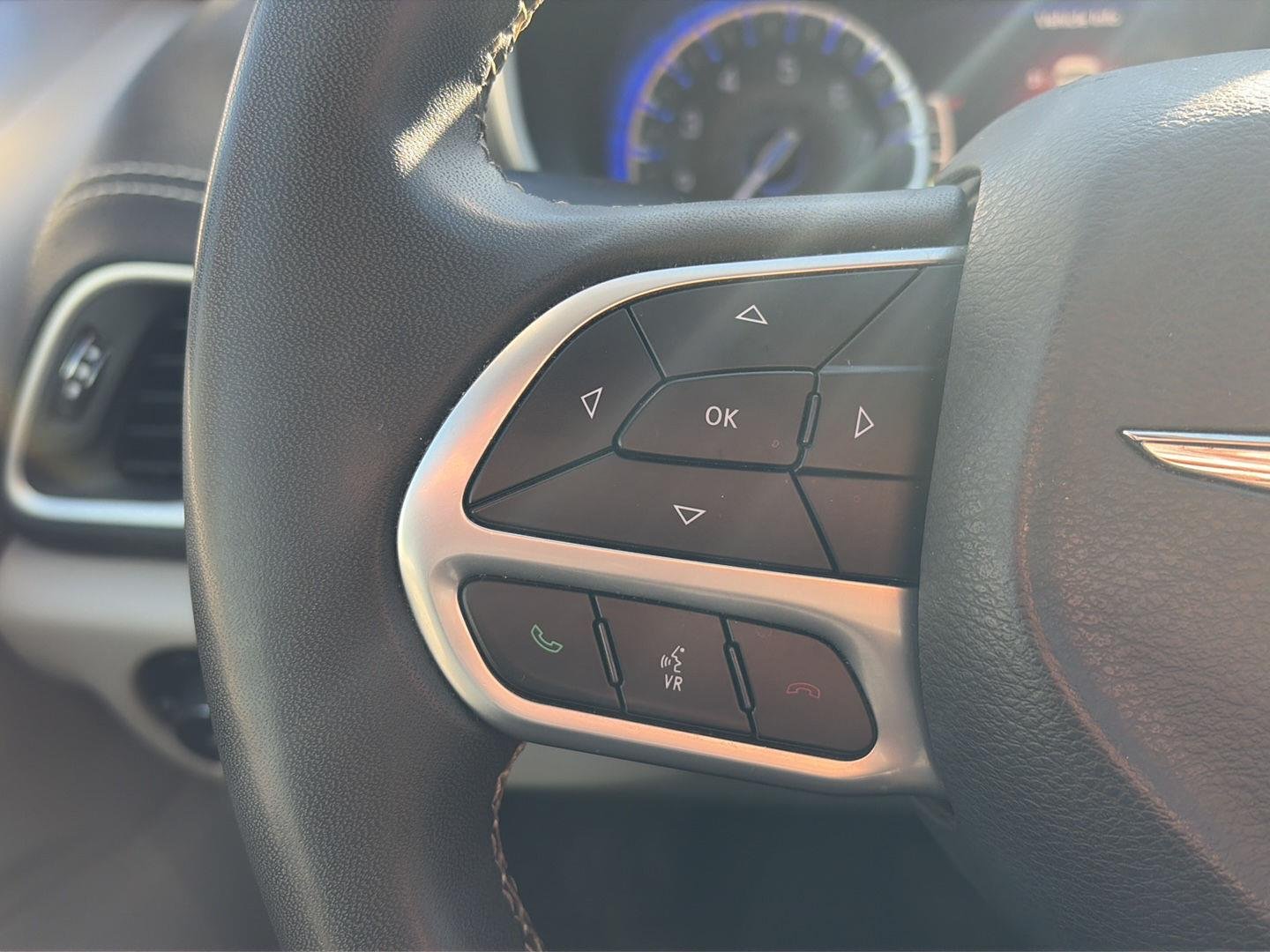 Used 2022 Fathom Blue Pearlcoat Chrysler Touring L image 13