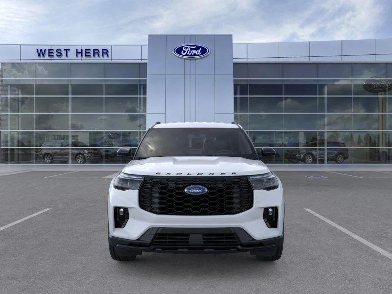 New 2026 Space White Metallic Ford ST-Line image 7