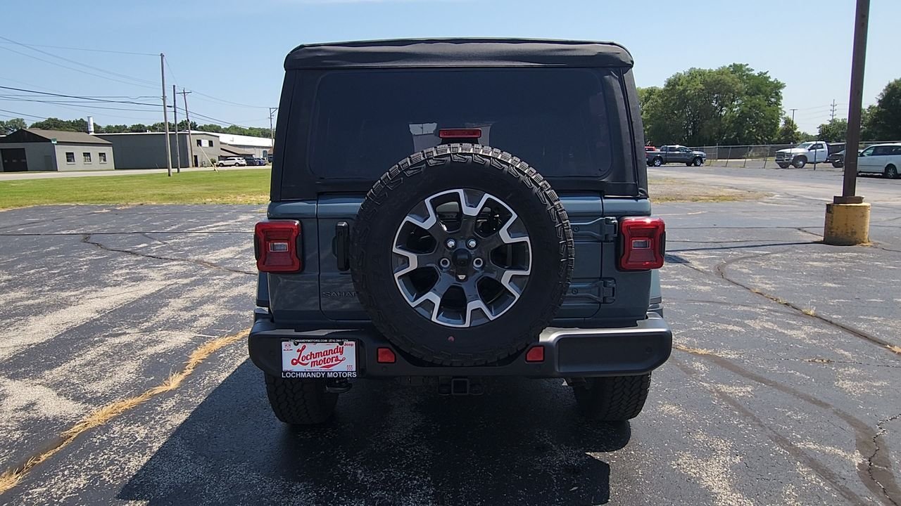 New 2026 Gray Jeep Sahara image 7