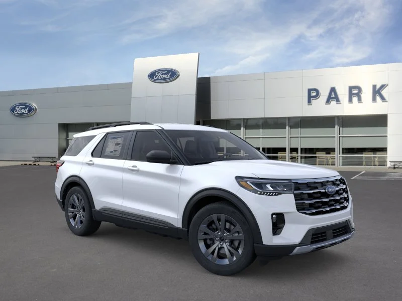 New 2026 Star White Metallic Tri-Coat Ford Active image 7