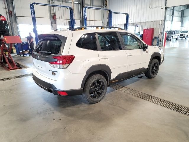 Used 2023 Crystal White Pearl Subaru Wilderness image 7