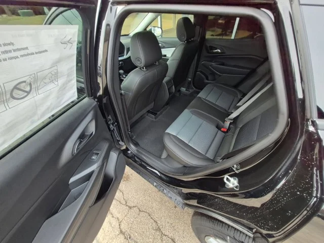 New 2026 Mosaic Black Metallic Chevrolet LT image 11
