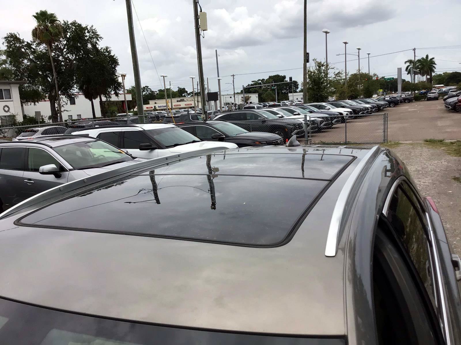 Used 2018 Bronze Dune Metallic CADILLAC Luxury image 10
