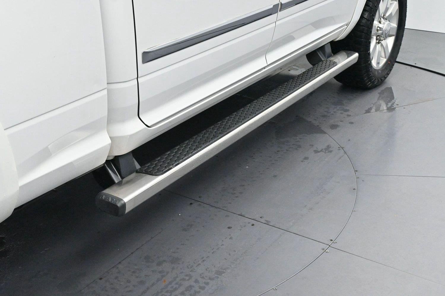 Used 2018 Bright White Clearcoat Ram Longhorn image 8