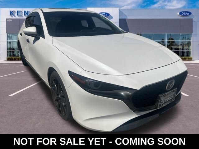 2024 Mazda CX-3 Premium MT 5-Door SKYACTIV's photo