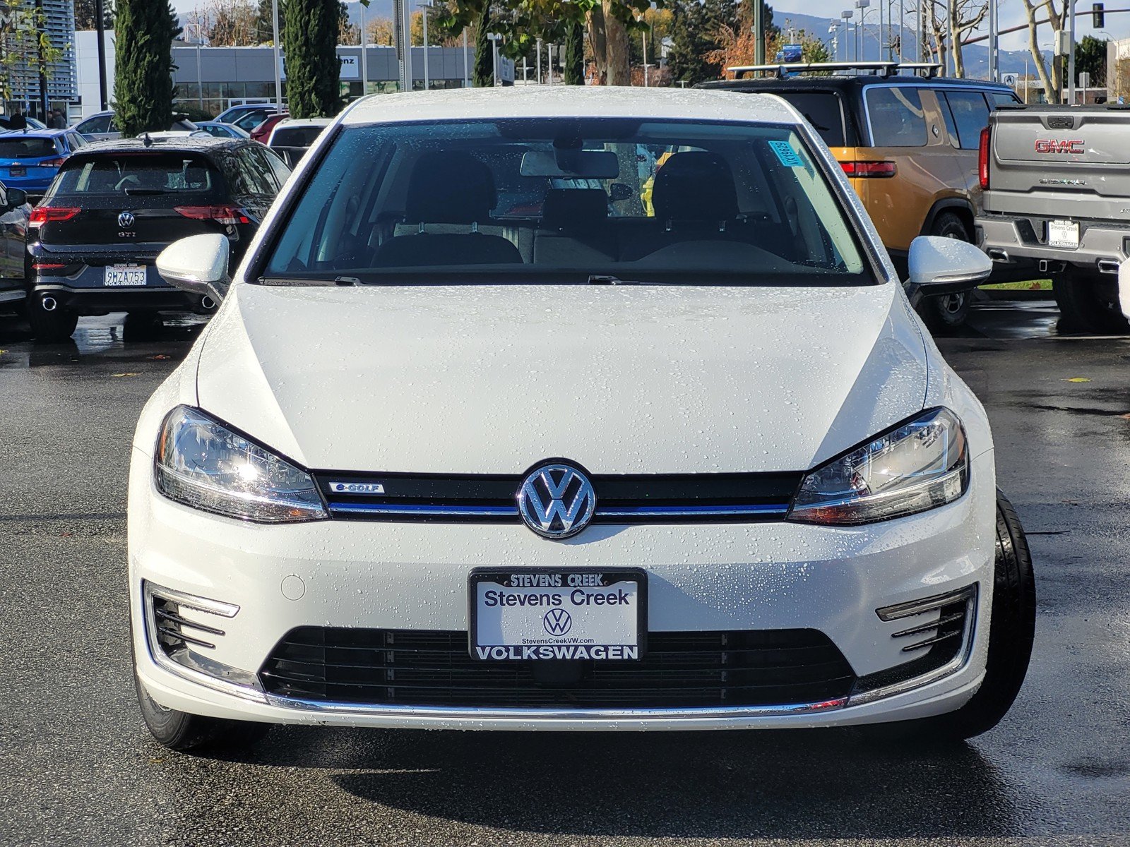 Used 2019 Volkswagen e-Golf e-Golf SE with VIN WVWKR7AU4KW915586 for sale in San Jose, CA
