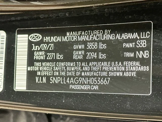 Certified Pre-Owned 2022 Hyundai Elantra SE