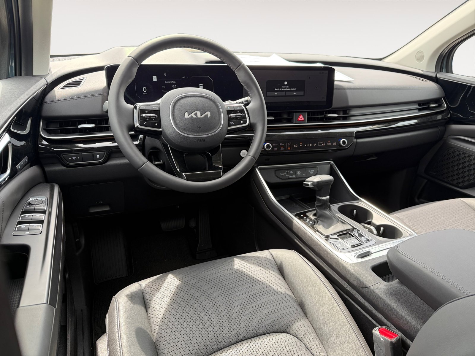 2025 Kia Carnival SX Prestige - Photo 15