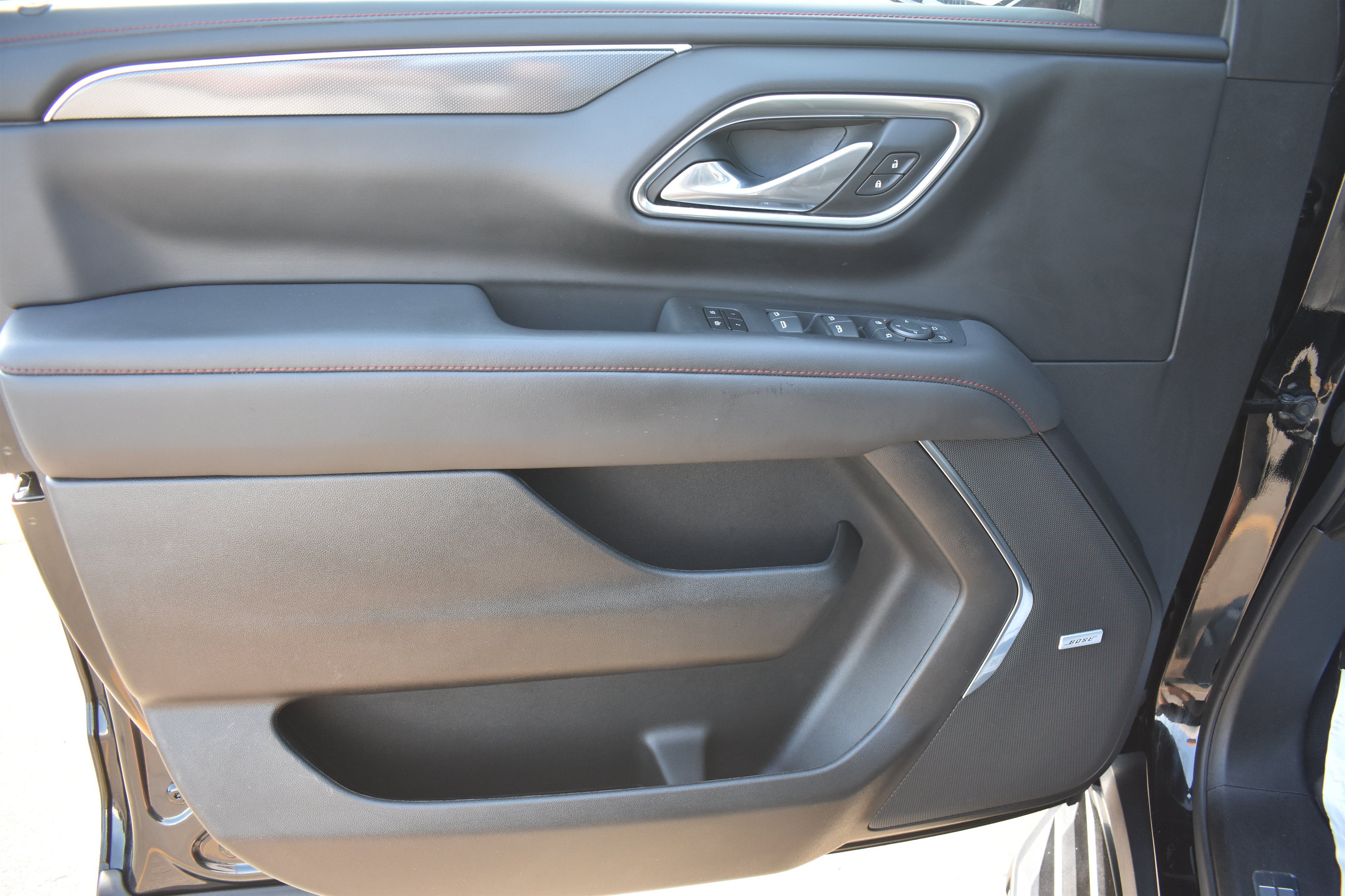 Used 2023 Black Chevrolet RST image 11