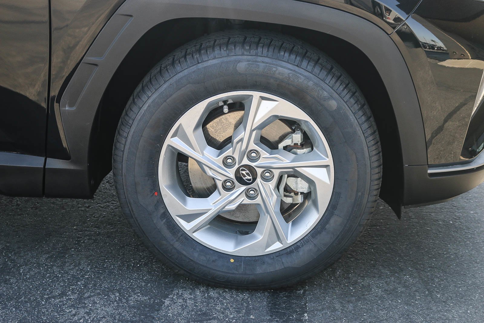 2024 Hyundai Tucson SE - Photo 10