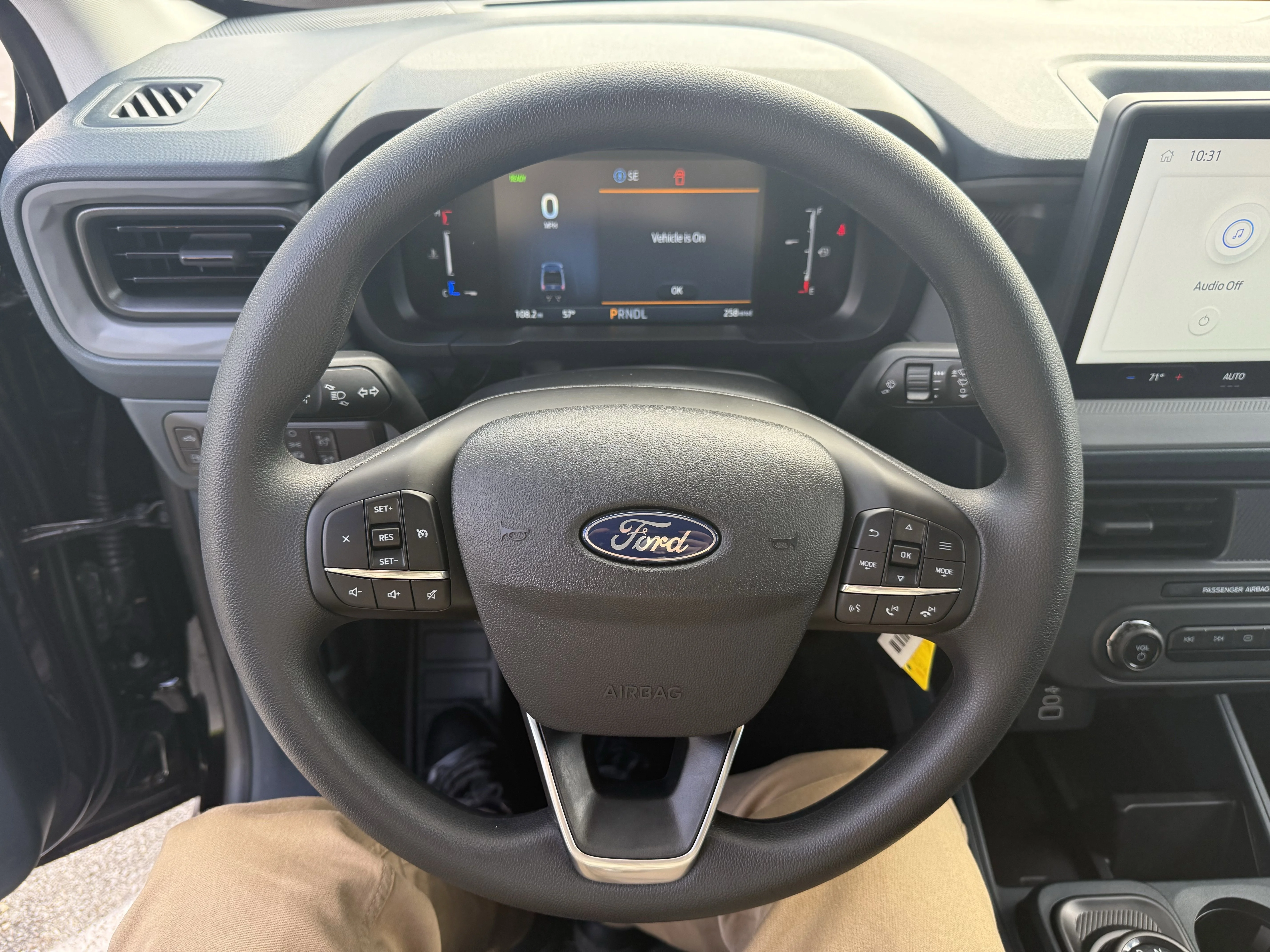 2025 Ford Maverick XL - Photo 14