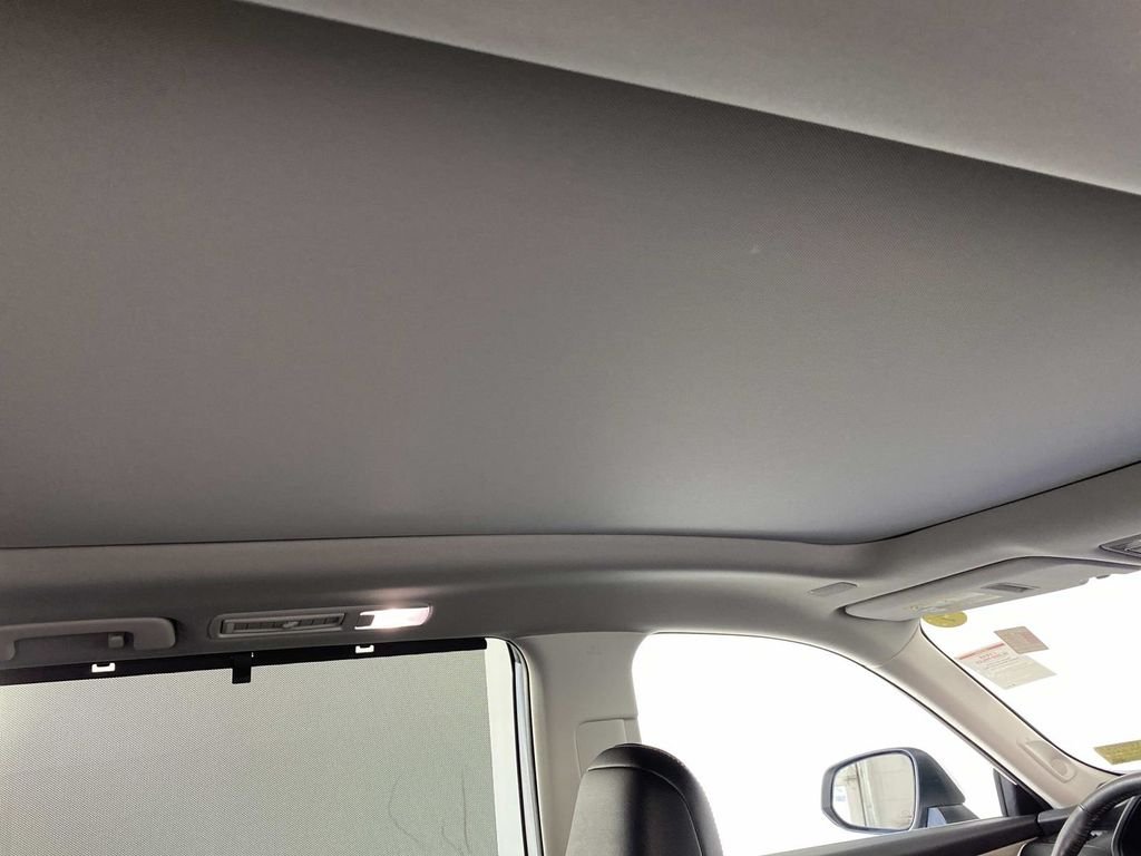 Used 2025 Beige Toyota Platinum image 13